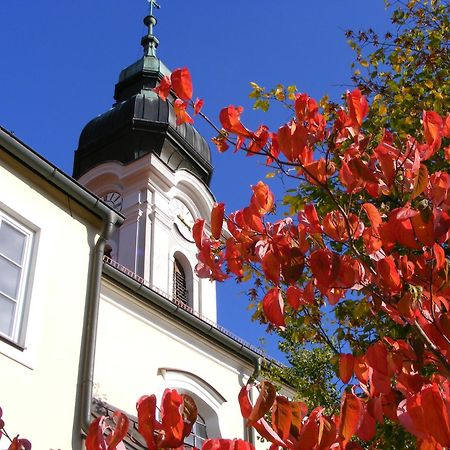 Haus Der Begegnung Heilig Geist Ξενοδοχείο Μπουργκχάουζεν Εξωτερικό φωτογραφία