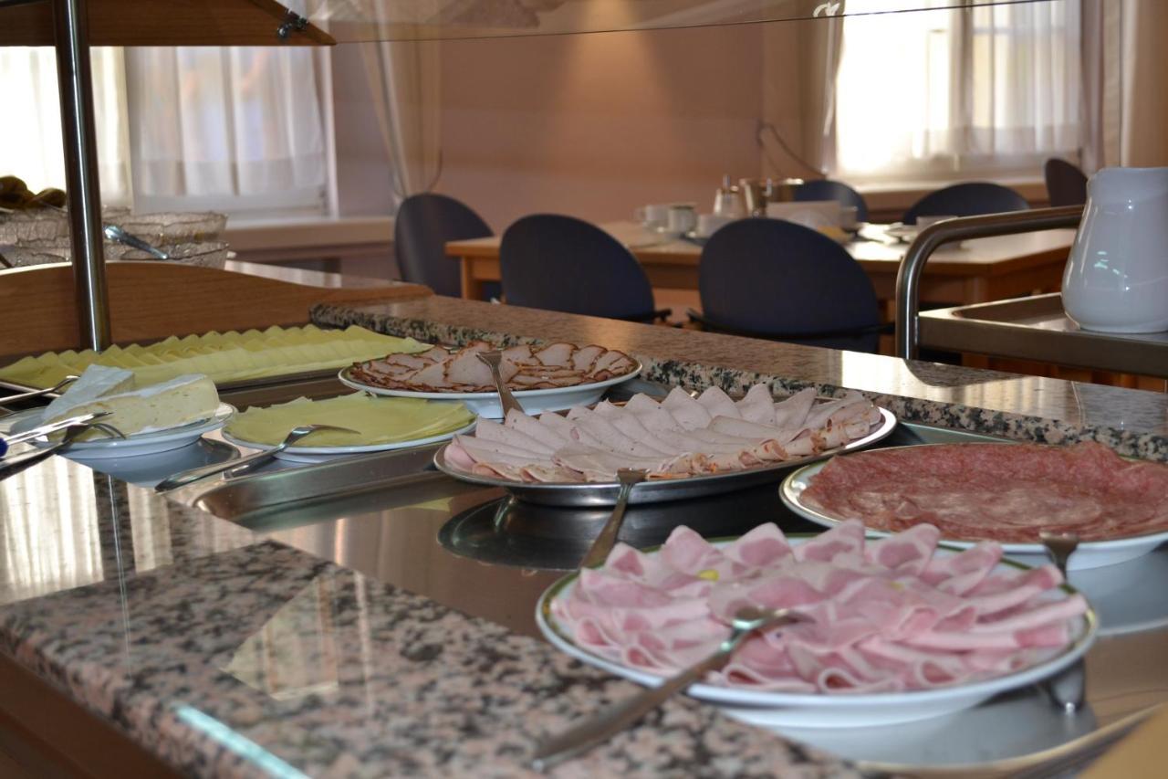 Haus Der Begegnung Heilig Geist Ξενοδοχείο Μπουργκχάουζεν Εξωτερικό φωτογραφία