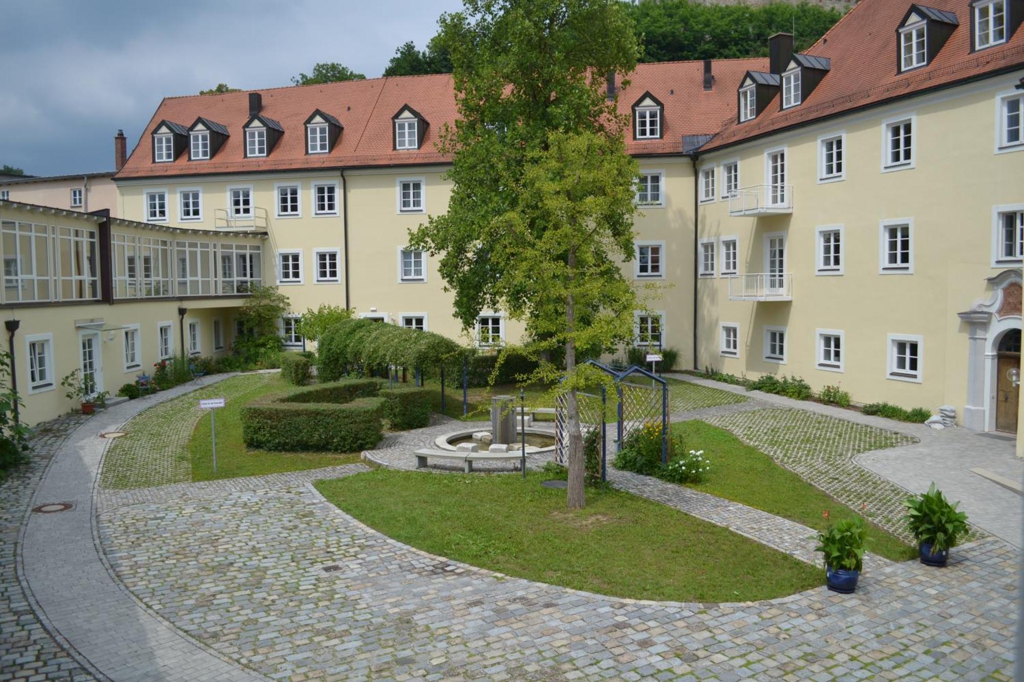 Haus Der Begegnung Heilig Geist Ξενοδοχείο Μπουργκχάουζεν Εξωτερικό φωτογραφία