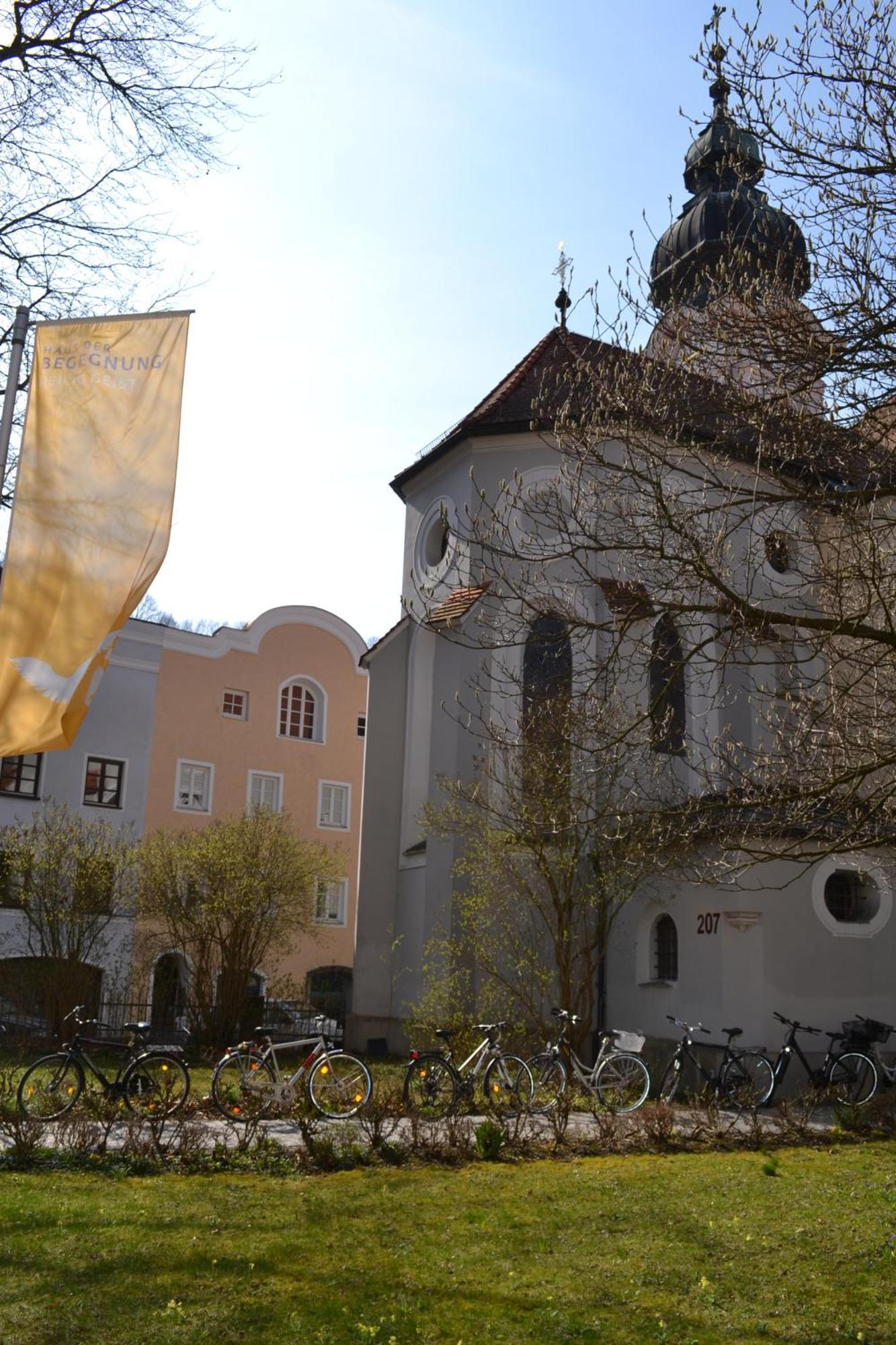 Haus Der Begegnung Heilig Geist Ξενοδοχείο Μπουργκχάουζεν Εξωτερικό φωτογραφία